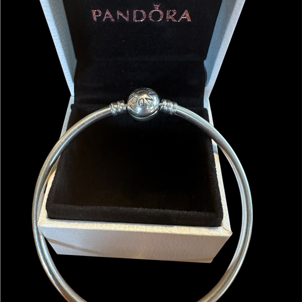 Pandora Silver Bangle 7.5 in